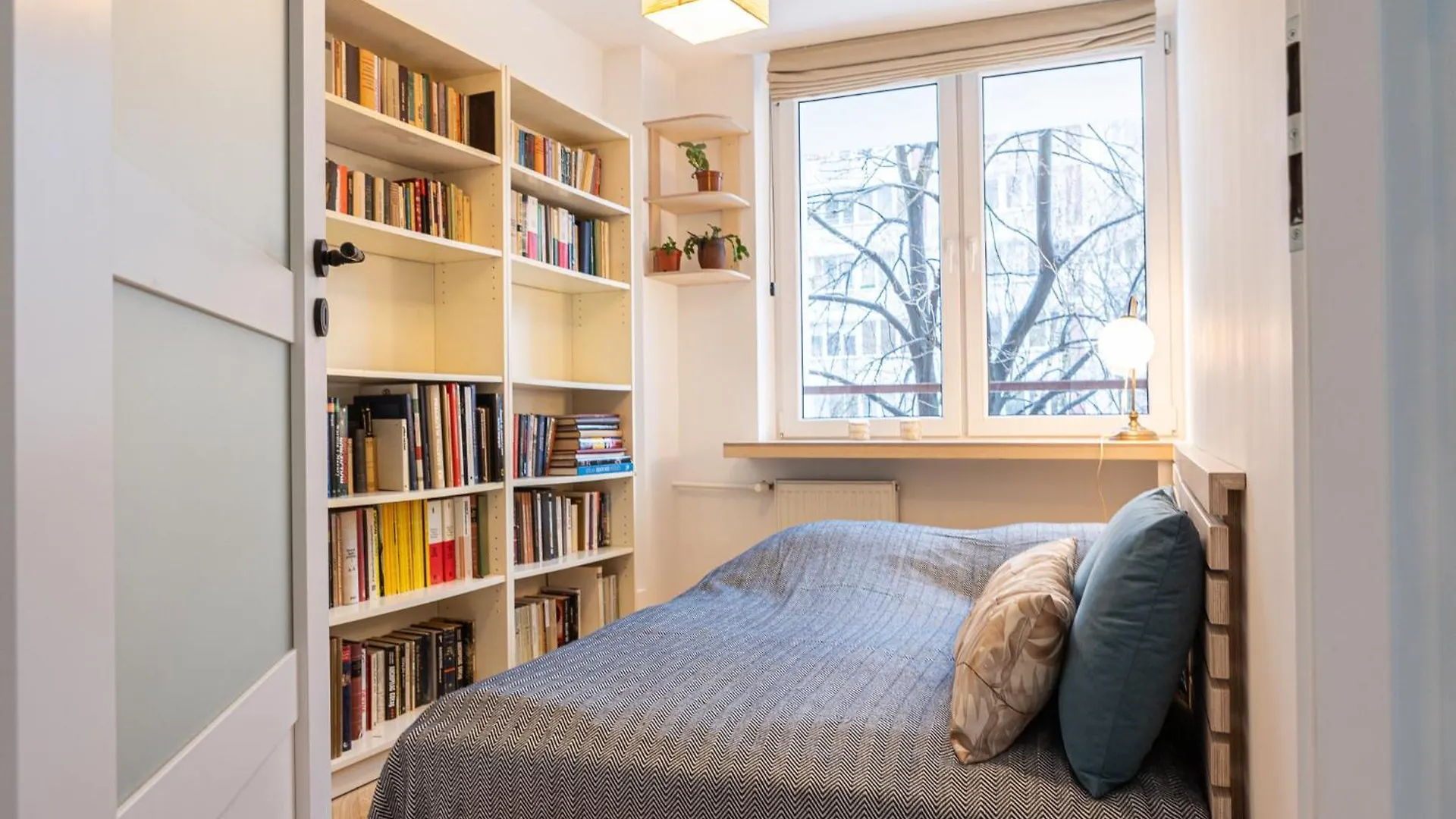 Book A Book - Apartment In The City Center Warsaw 0*,  Poland